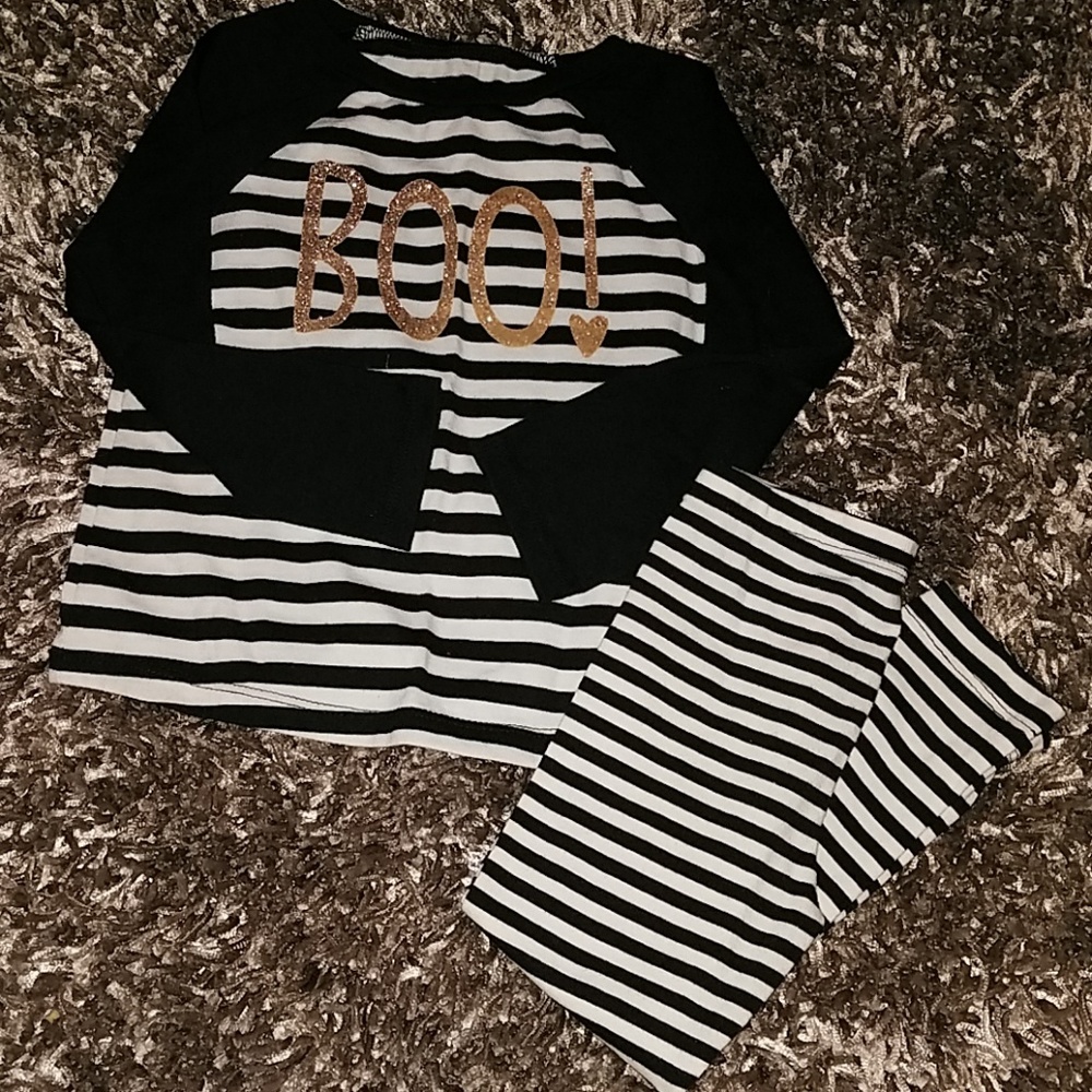 Top & bottoms together